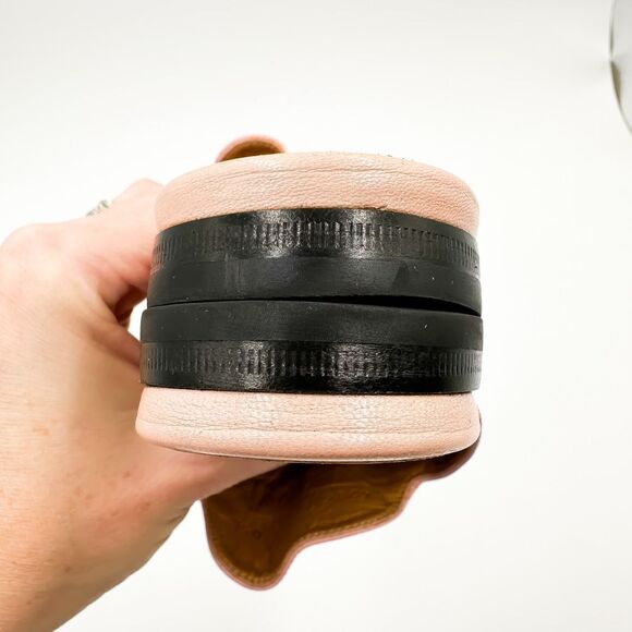 Gucci Pink Leather Flats with Horsebit Detail - Picture 11 of 15